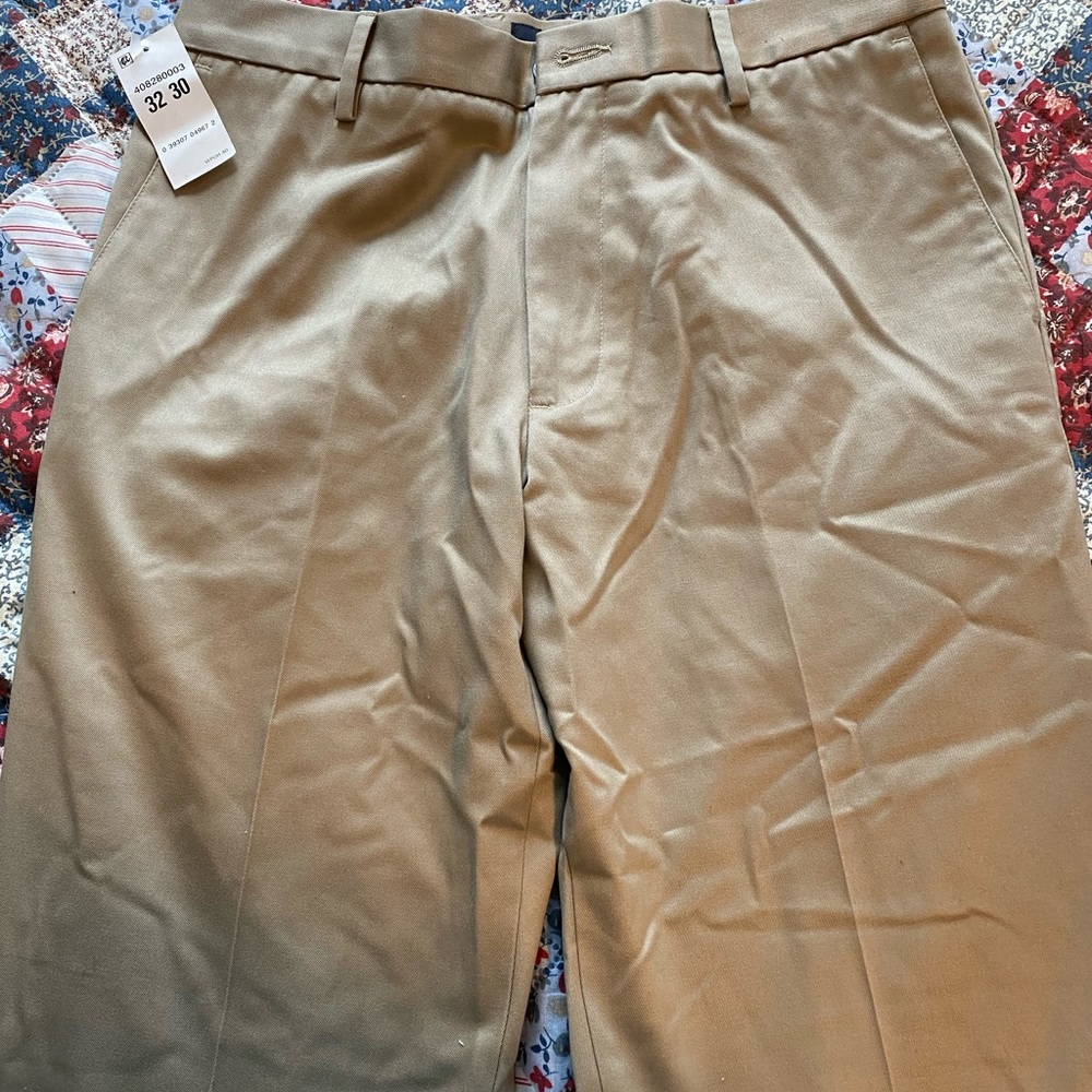 NWT Men’s Dockers